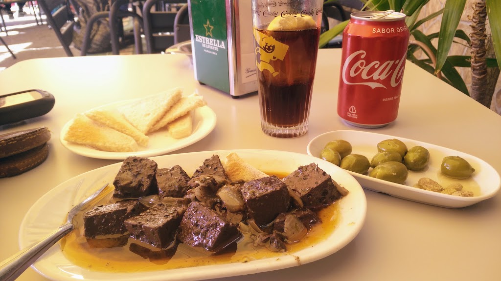 Bar Ca Paloma — Comida y bebida