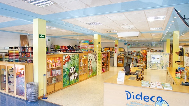 Foto 2 de Dideco Xaudaro Tienda de Juguetes y Libros