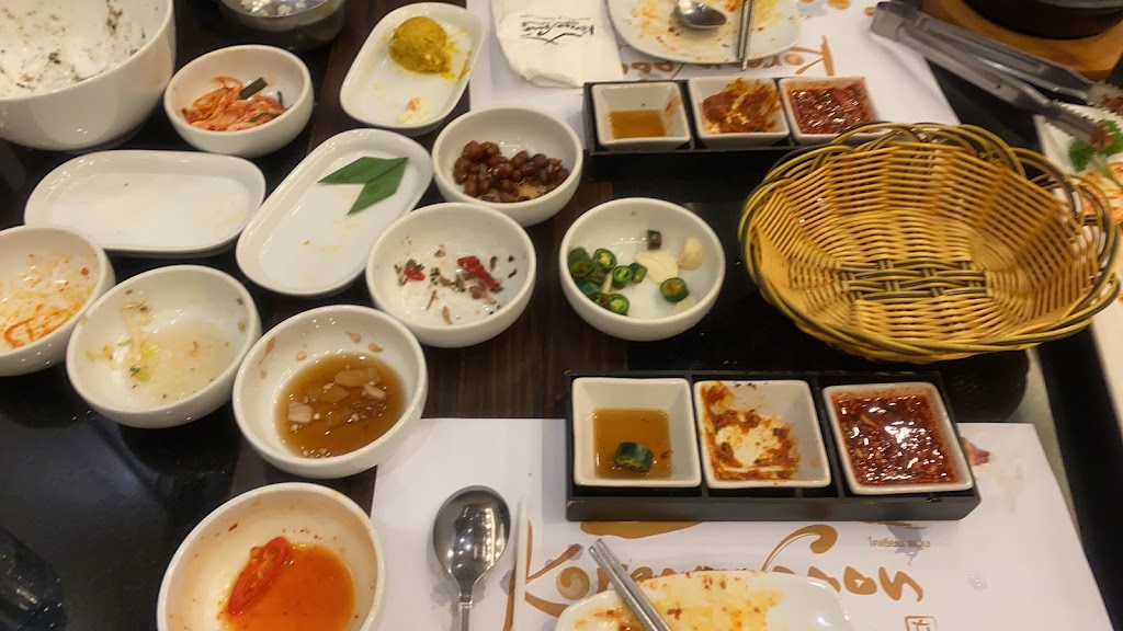 Korean Spoon의 사진