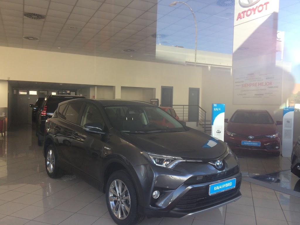 Concesionario Oficial TOYOTA - Medimotors Mallorca — Interior