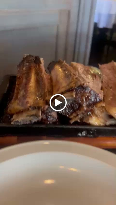 Selvatica Restaurante GastroBar — Videos