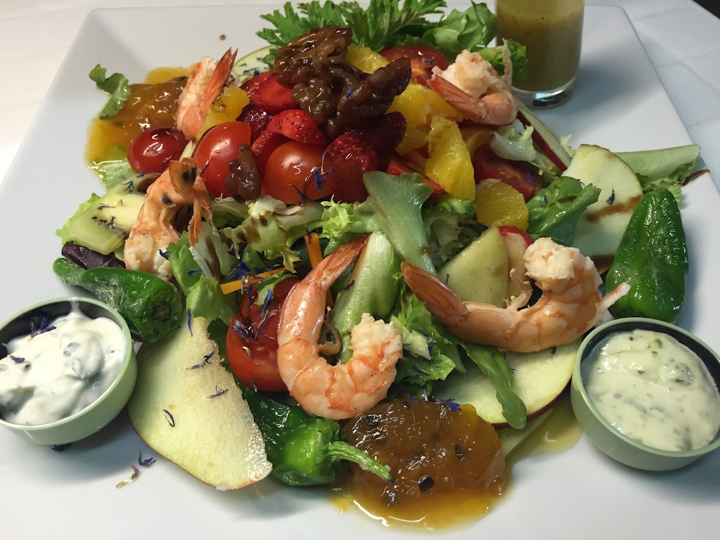 Casito Mediterraneo — Comida y bebida