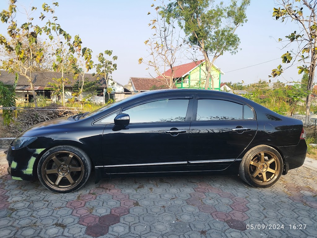 One Garage Spesialis Kaki Kaki Mobil