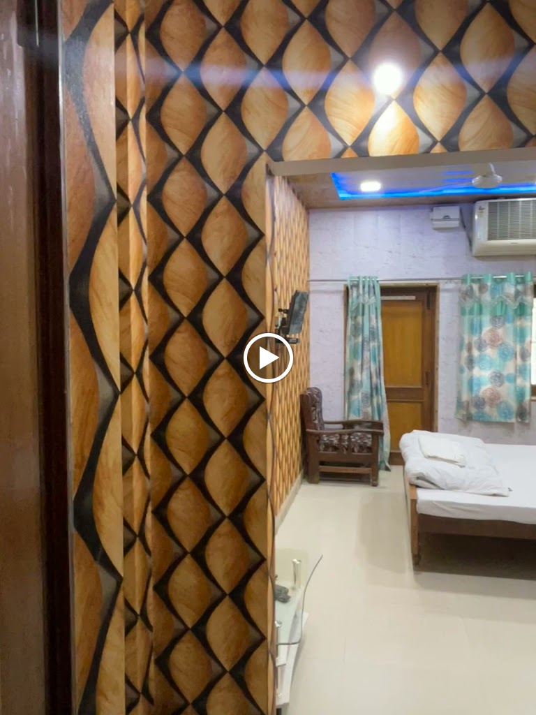 Dilkhush Hotel