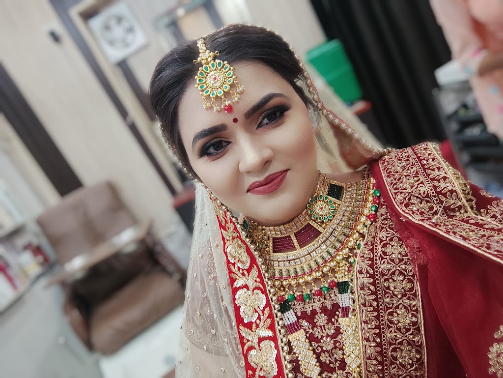 Shubham Makeup Studio