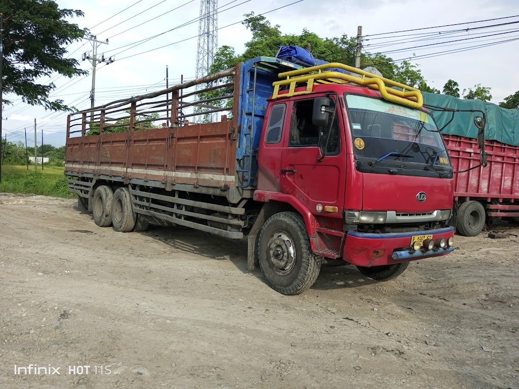 Bengkel Las Adi Karya