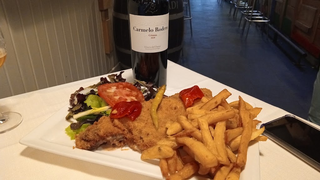 La Carta de Cimadevilla — Comida y bebida