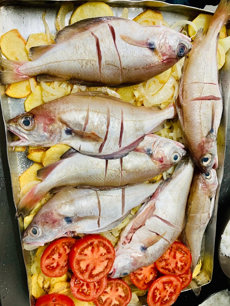 La Cuineta Del Poligon — Comida y bebida