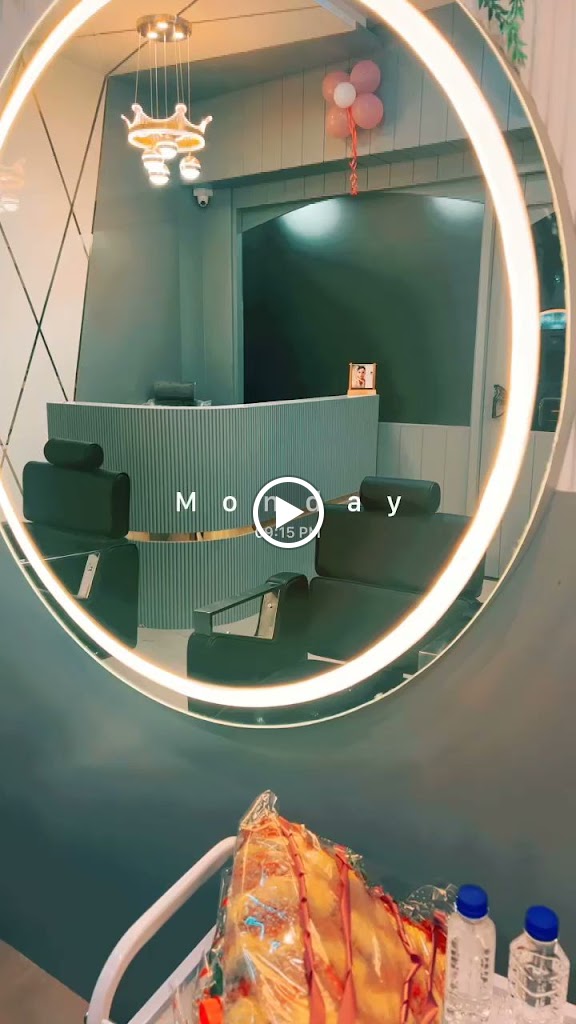 Yasu The Family Salon