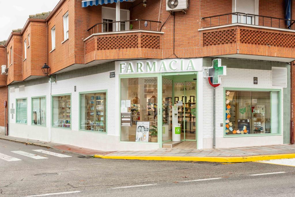 AZULEJO FARMACIA-Humanes de Madrid.// Lda. Maria Sofia Garcia Arroyo