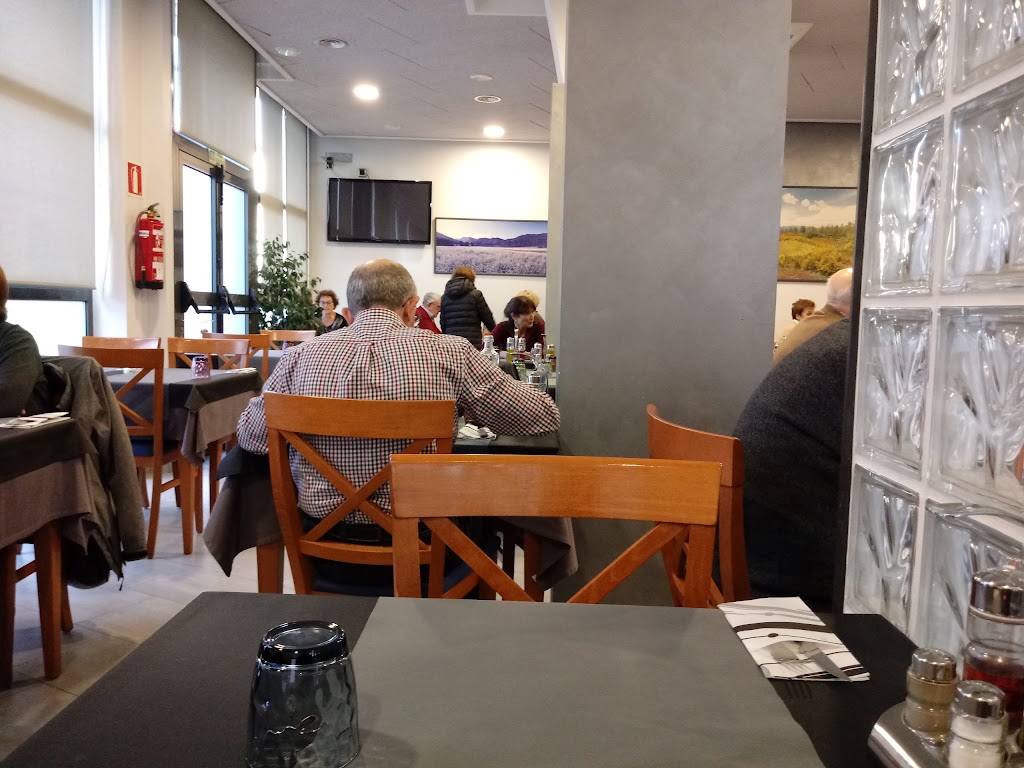 Restaurant les Pedretes — Ambiente