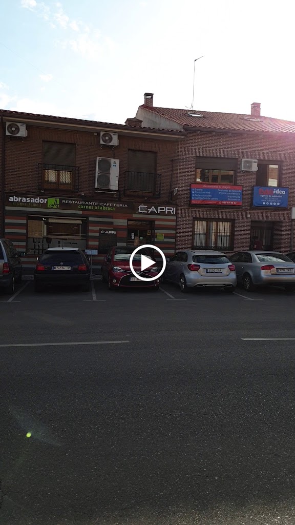 Cafeteria Capri — Videos