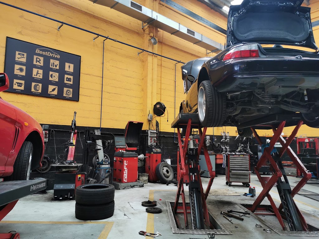 Neumaticos Tejedo Sl — Interior
