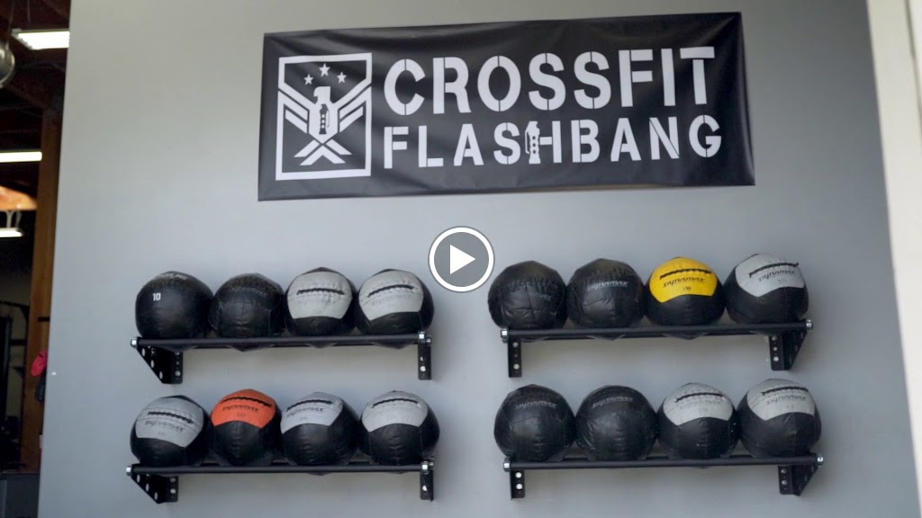  CrossFit Flashbang -- Gym