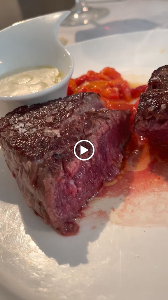 Restaurante Nura Bilbao — Videos