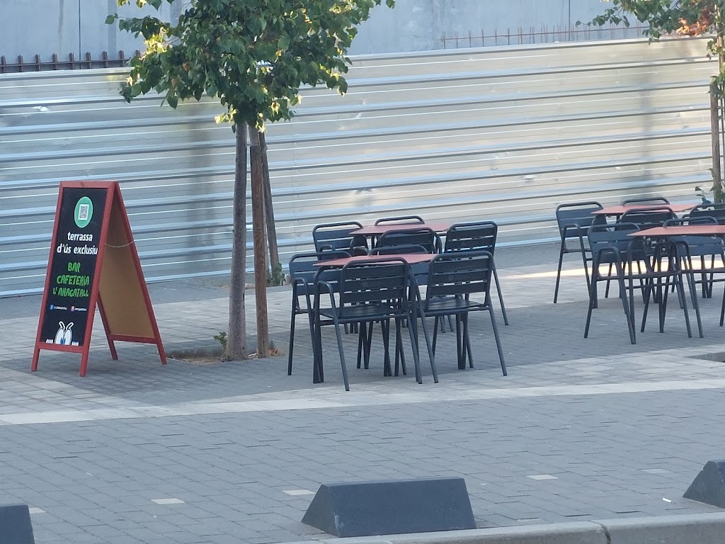 L'Amagatall Bar - Cafeteria