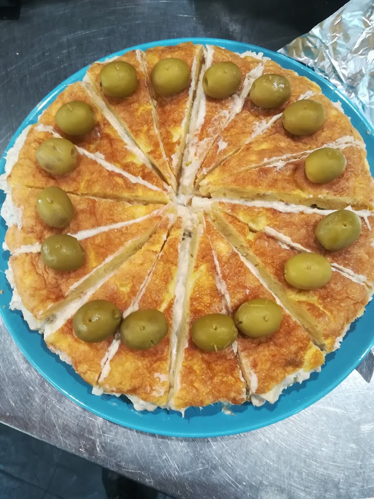 Cafeteria Blanc i Negre. — Comida y bebida