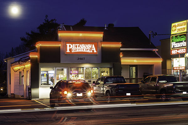 Petawawa Pizzeria in Petawawa