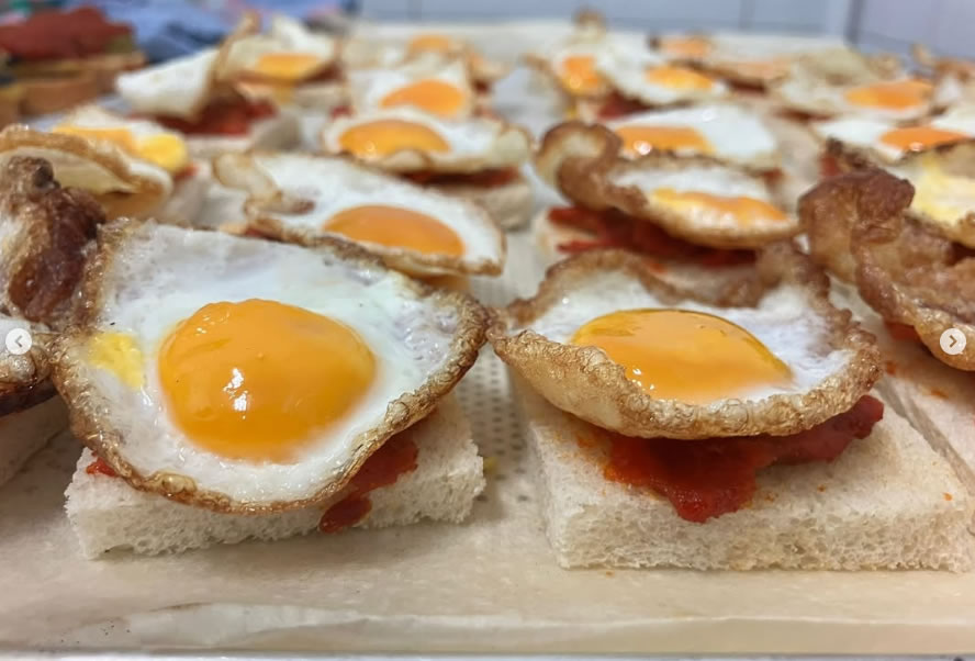 12.53 Return — Comida y bebida