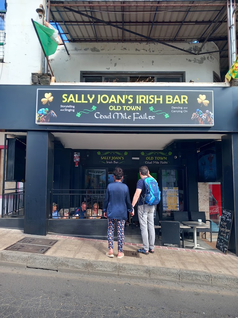 Sally-Joans Irish Bar Old Town — Del propietario