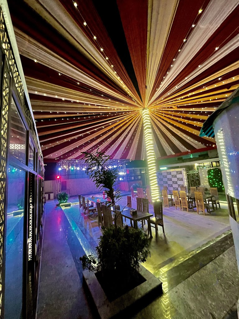 Satkar Hotel Best Wedding Venue In Tundla Best Wedding Lawn In Tundla Pure Vegetarian Restaurant Couple Cafe In Tundla