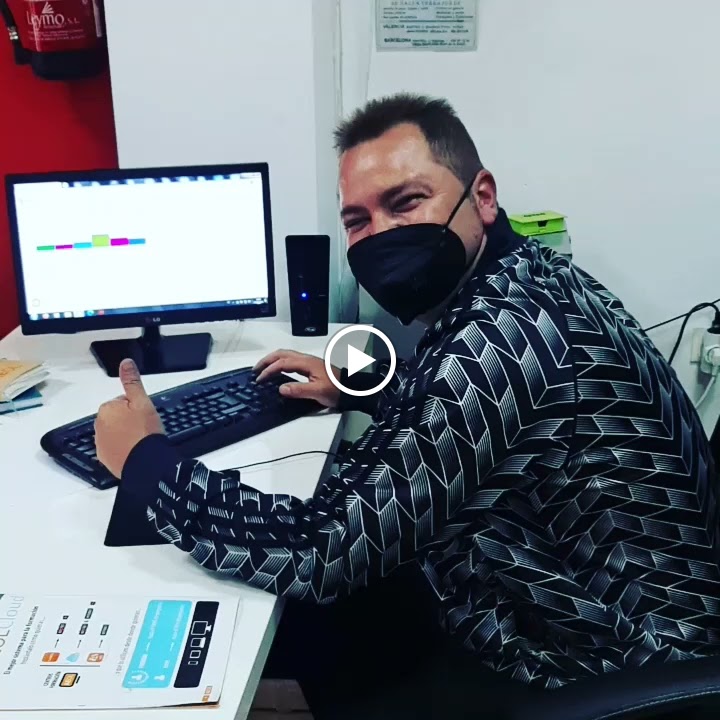 AUTOESCUELA AVENIDA CAMI 9 — Del propietario