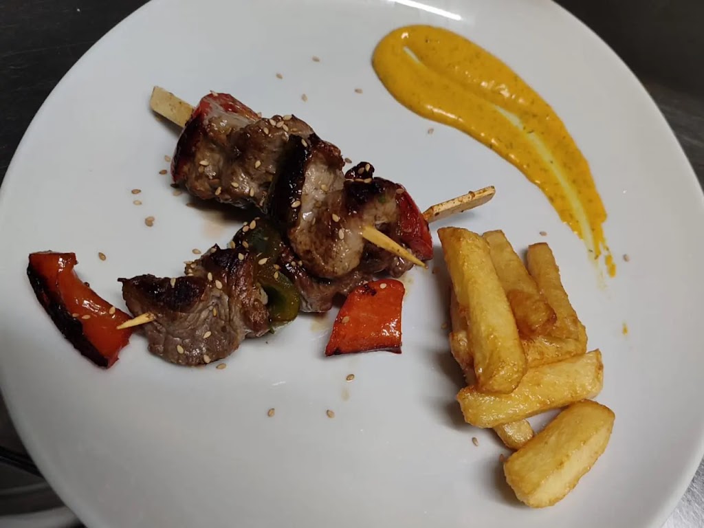 Meson Be Oma — Comida y bebida