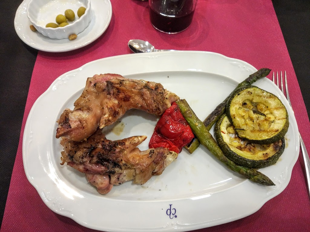 Can Vilar II — Comida y bebida