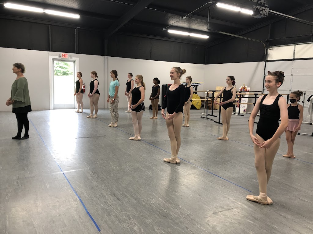  Center Stage Dance & Fitness