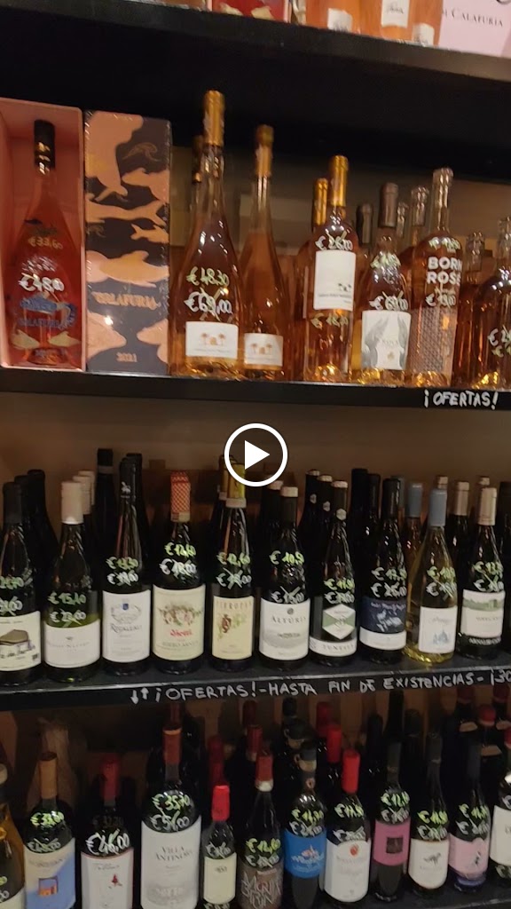 Tintorera Wine Restaurant — Ambiente