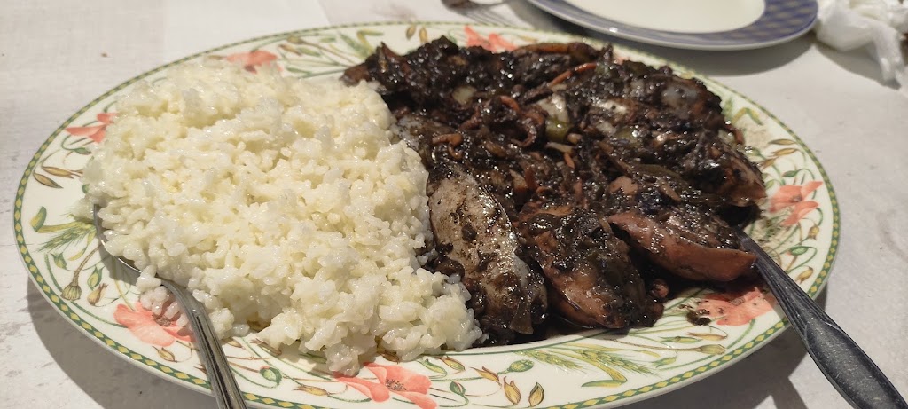 A Taberna de Paulina — Comida y bebida