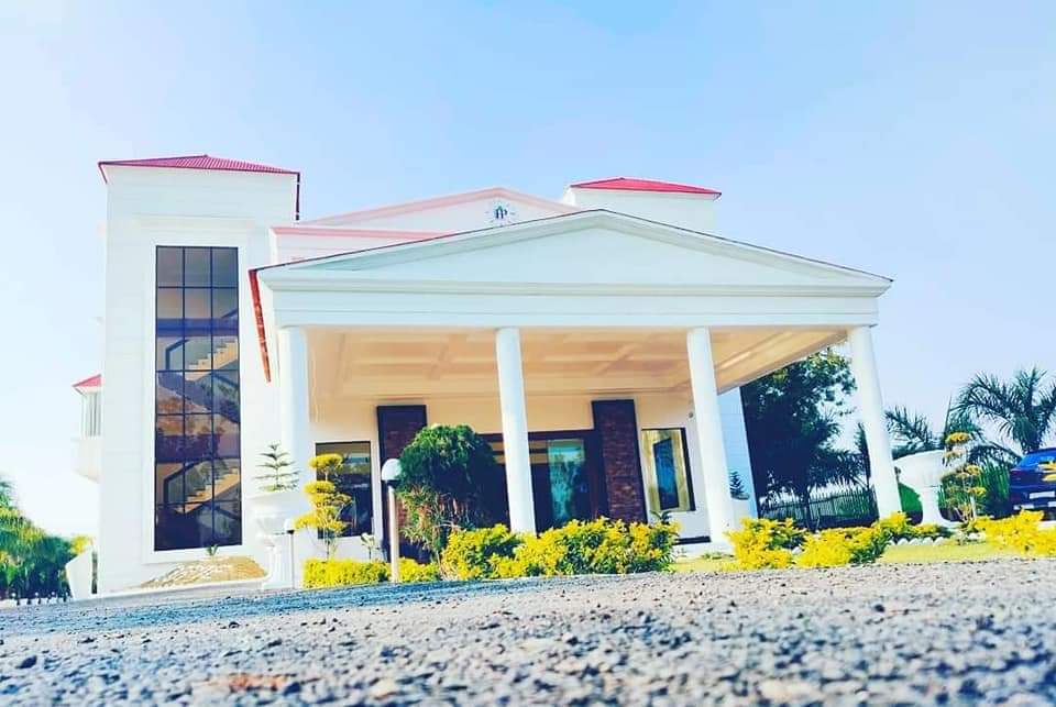 Hundred Palms Hotel