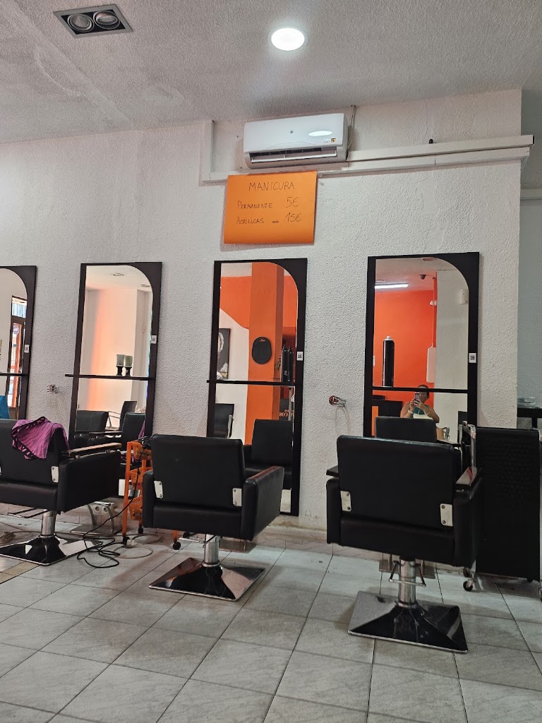 Peluquerias low cost illescas — Interior