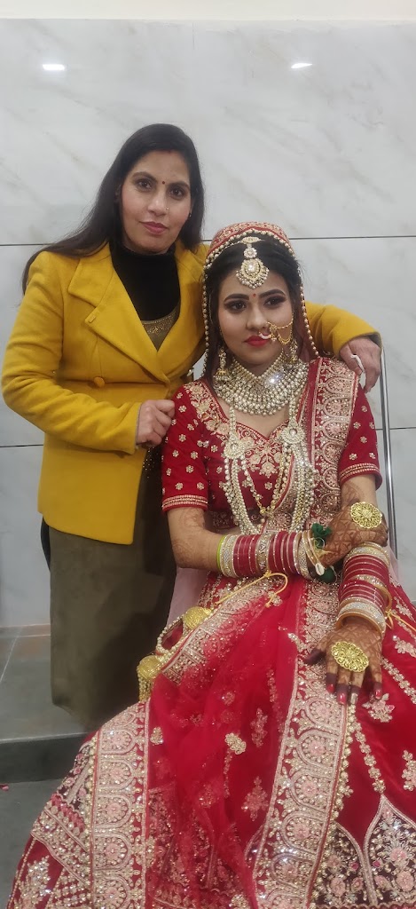 Vaishnavi Beauty Point And Makeup Studio