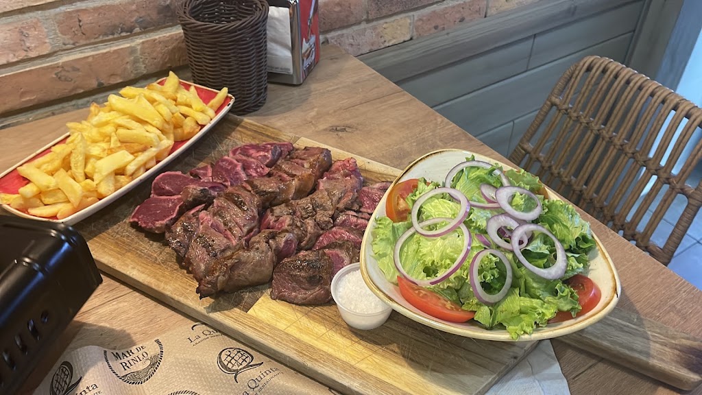 Cafe Bar La Batalla — Comida y bebida