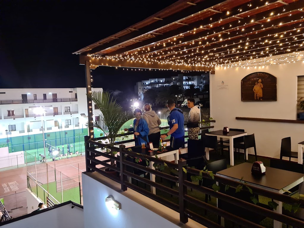 Santa Barbara Coffee And Bar — Ambiente