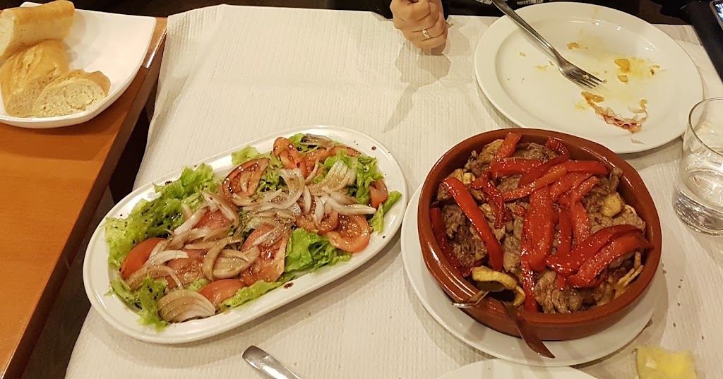 Bar O'Picoteo — Comida y bebida