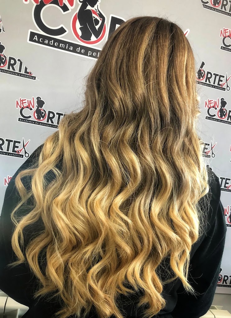 Academia de Peluqueria y Estetica New Cortex — Del propietario