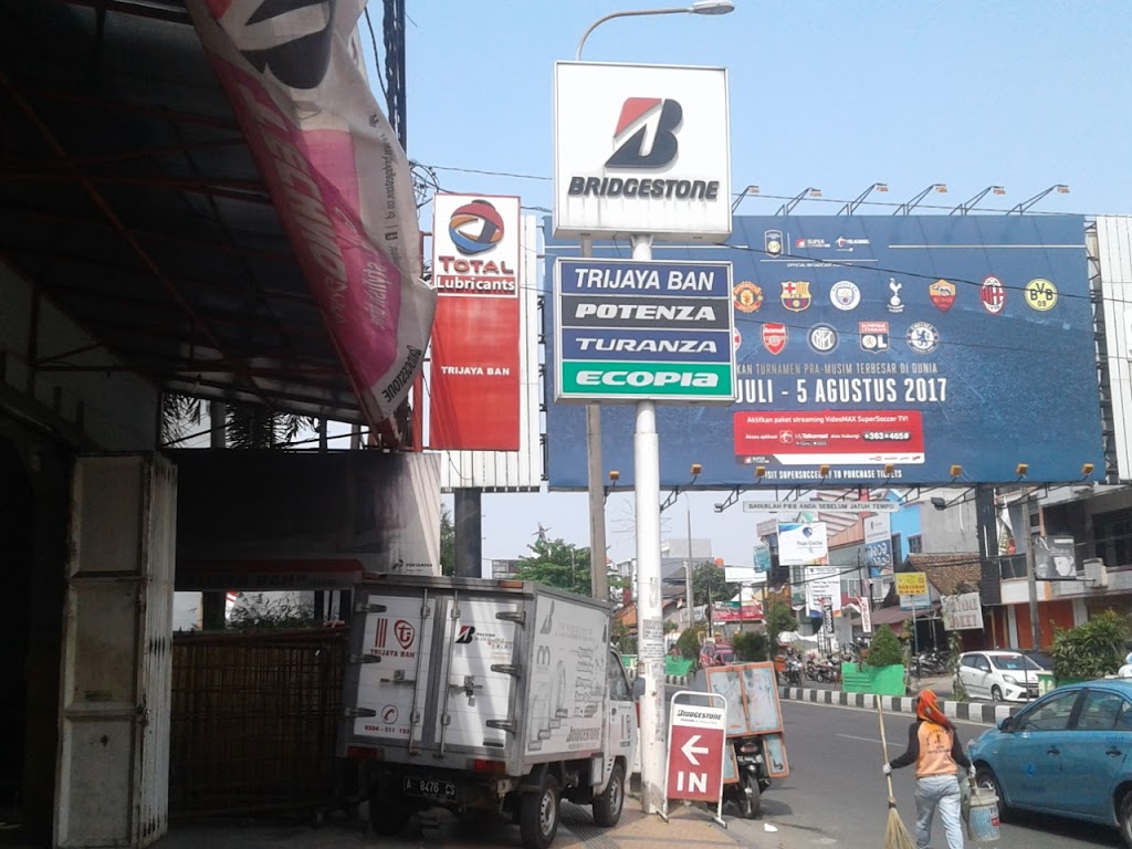 TRIJAYA BAN SERANG