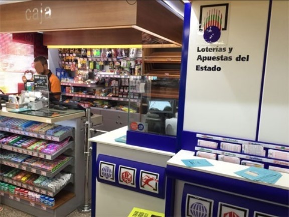 Estacion de Servicio Madese - Repsol — Interior