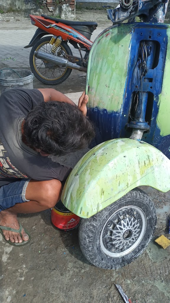 Bengkel Cat Duco "Slawek Motor"