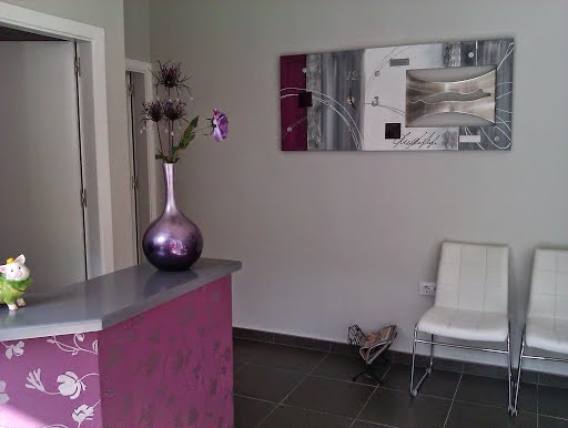 "Salon de Peluqueria Estudio 27" — Del propietario