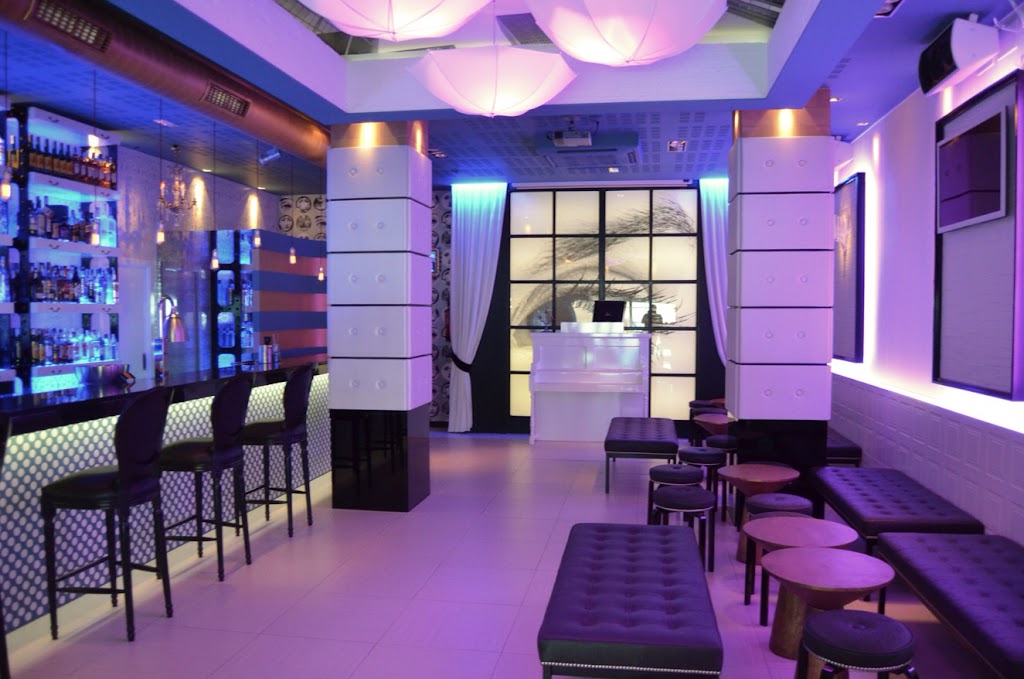 Bar Trabalenguas Copas — Ambiente
