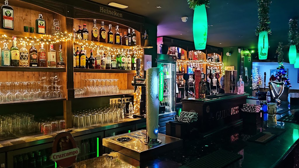 Pogs The Old Irish Pub — Ambiente