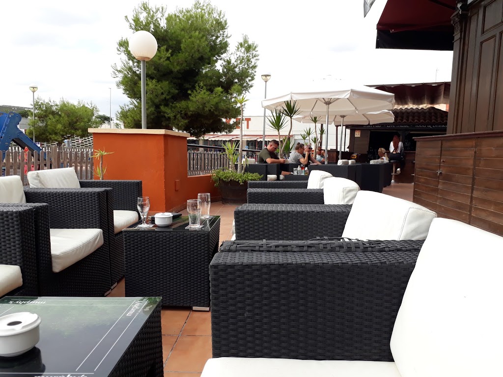 Murphy's Irish Pub Orihuela Costa — Ambiente
