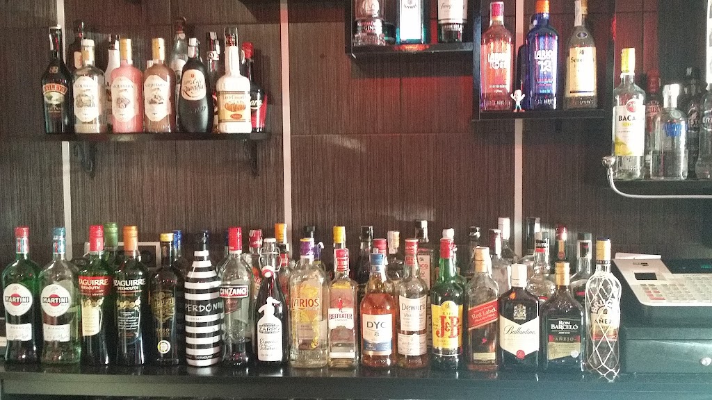 Cafe Bar El Reencuentro — Ambiente