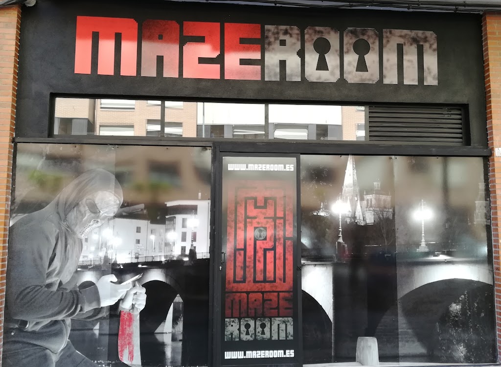 Maze room Escape room