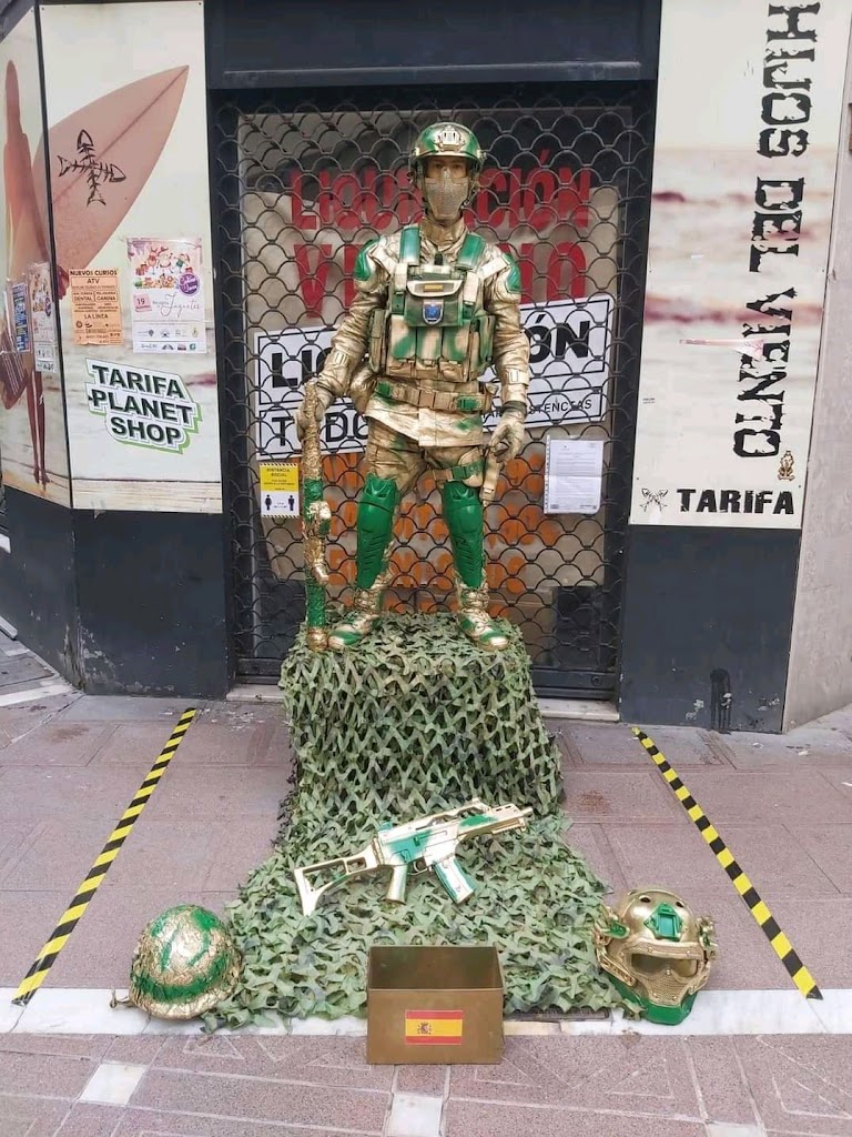 Estatua humana (la linea de la concepcion)