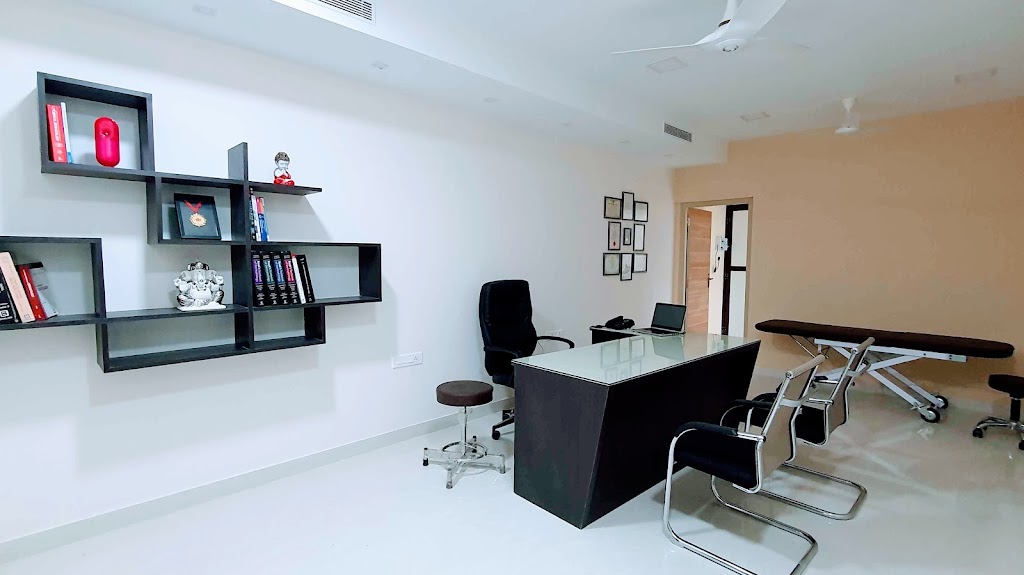 Dr. Dr S Nagakeerthana M D Dvl Dermatologist Nk Skin Hair Laser Centre Skin Doctor In Kumbakonam