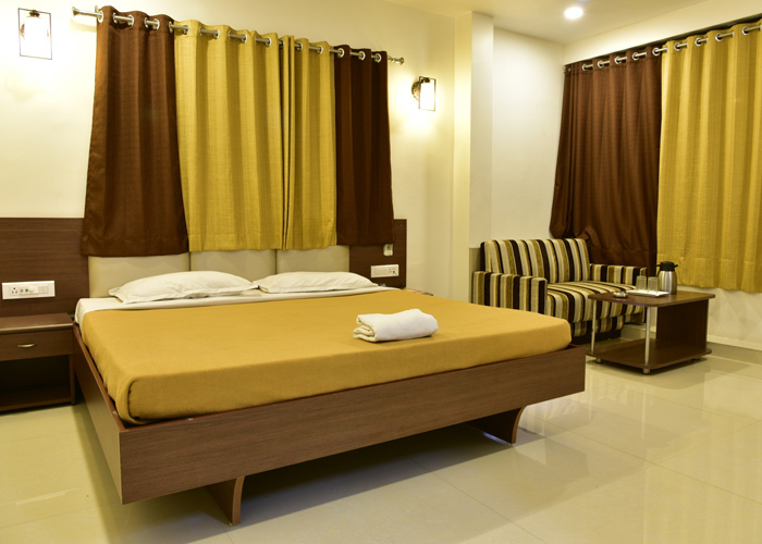 Shubh Hotel And Takeaway